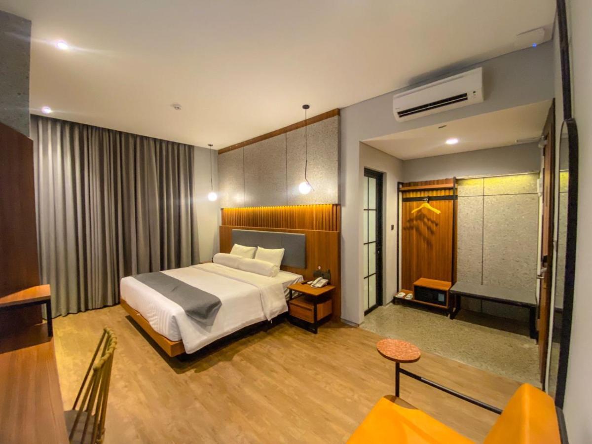 Nata Azana Hotel Solo Eksteriør billede