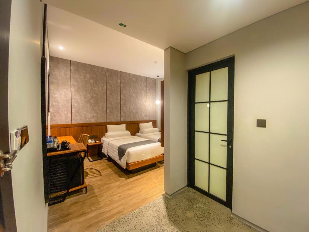 Nata Azana Hotel Solo Eksteriør billede