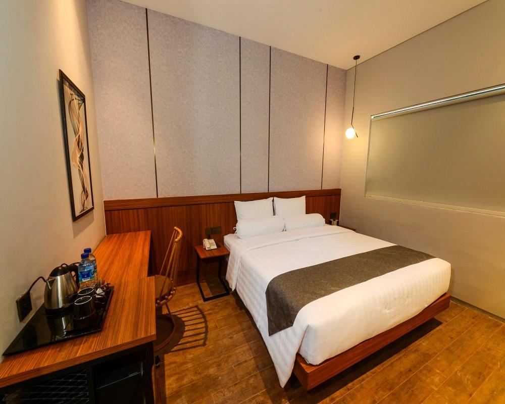 Nata Azana Hotel Solo Eksteriør billede